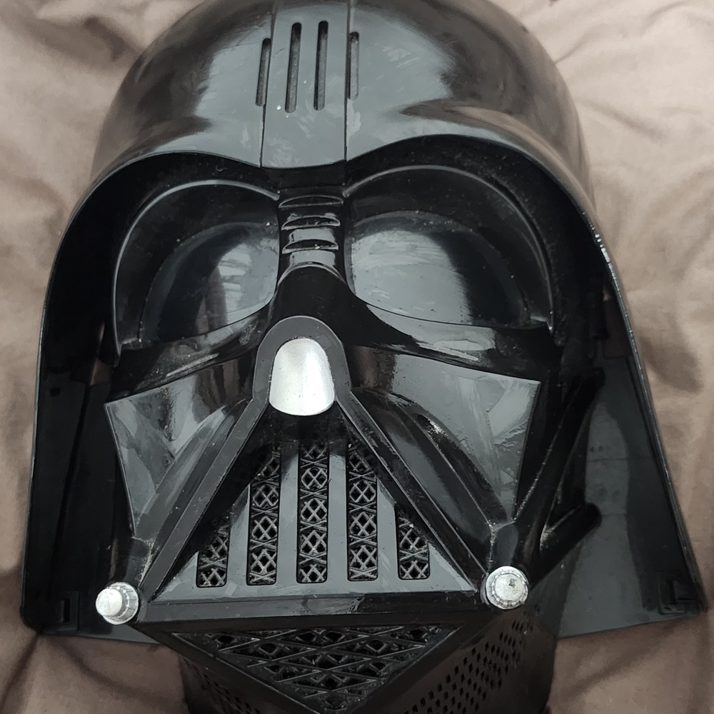 Black Darth Vader Helmet (GOOD FOR HALLOWEEN 2026 OR FOR STAR WARS ENTHUSIASTS)